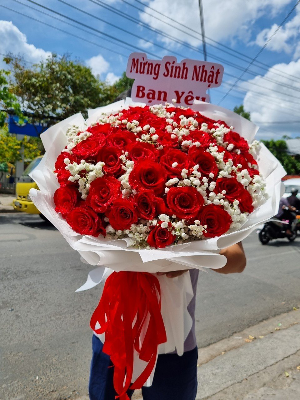 Gửi Lời Yêu Thương Tới Mọi Nơi